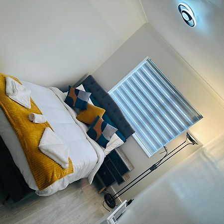 Cozy Haven Your Perfect 1Bed Le2 Leicester Eksteriør billede